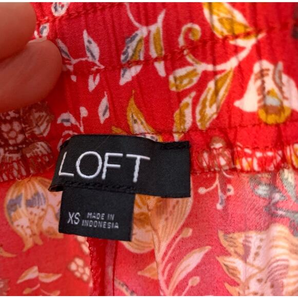 LOFT Red Floral Wide Leg Drawstring Pants - Picture 4 of 6